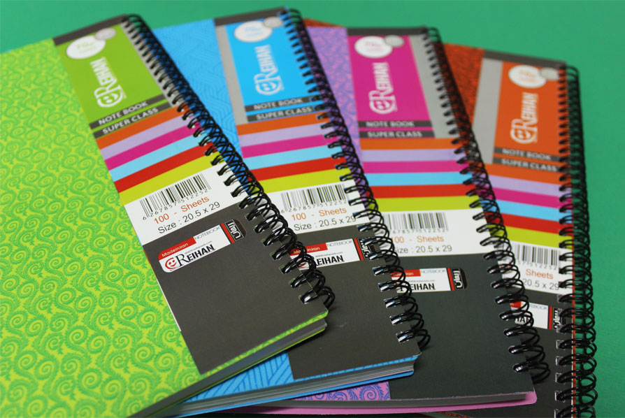 دفتر رحلی 100 برگ جلد طلقی رنگی – فنردوبل